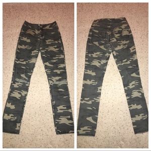F21 camp print distressed jeans